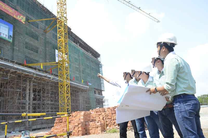 Công nghiệp và ngành xây dựng và lối đi sáng cho sinh viên ngành